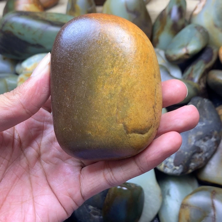 上***曦和田玉未镶嵌挂件