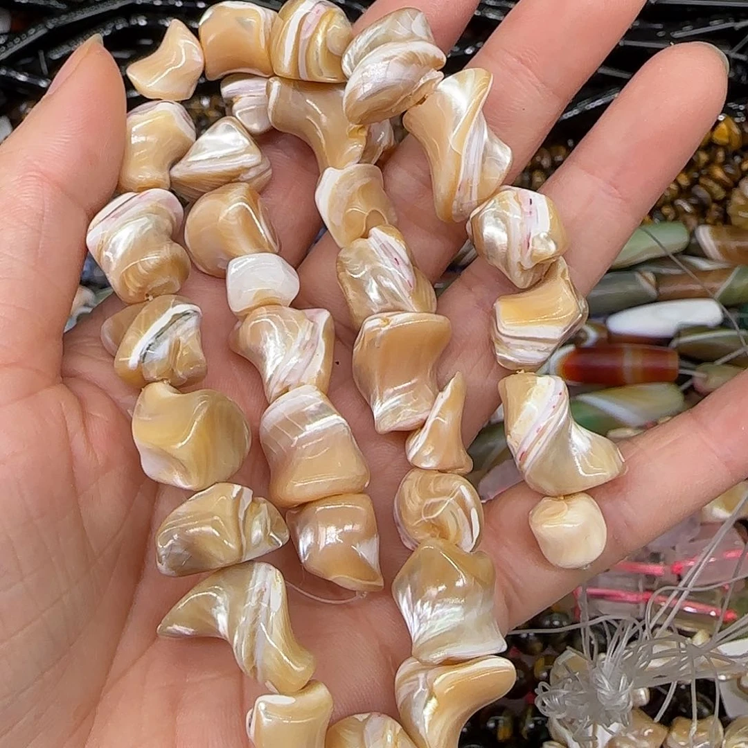 玛瑙/玉髓合金珠宝半成品万宝螺随形10-12mm一条