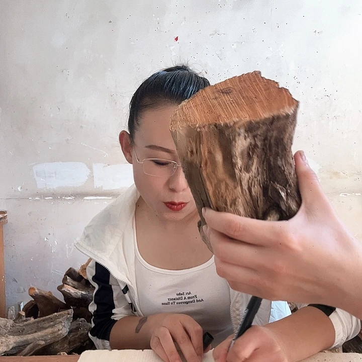 洪***景木太行崖柏摆件摆件
