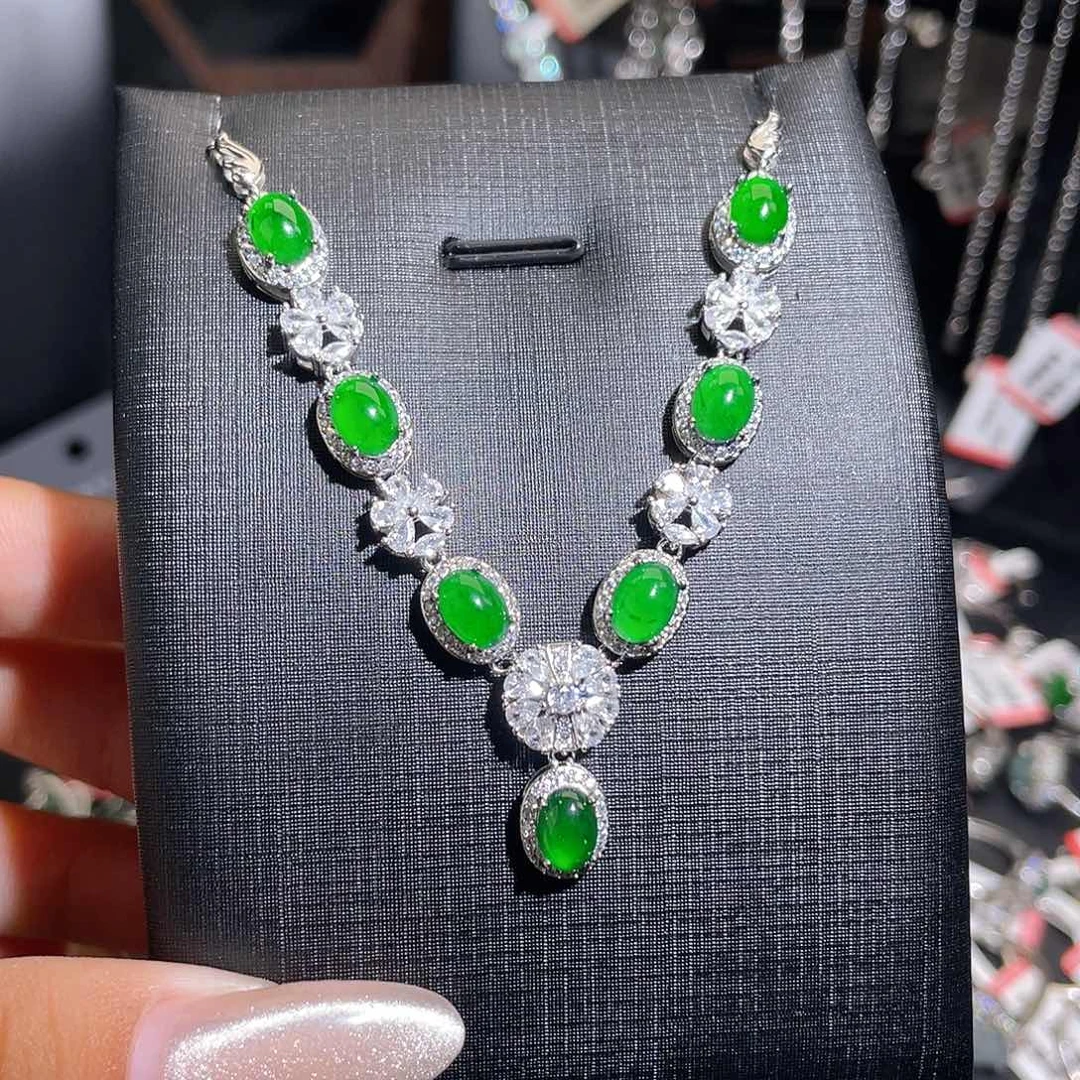 项链未镶嵌翡翠项链