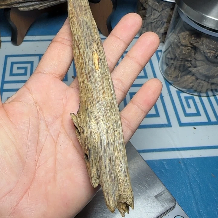 木质海南黄奇树心油24克