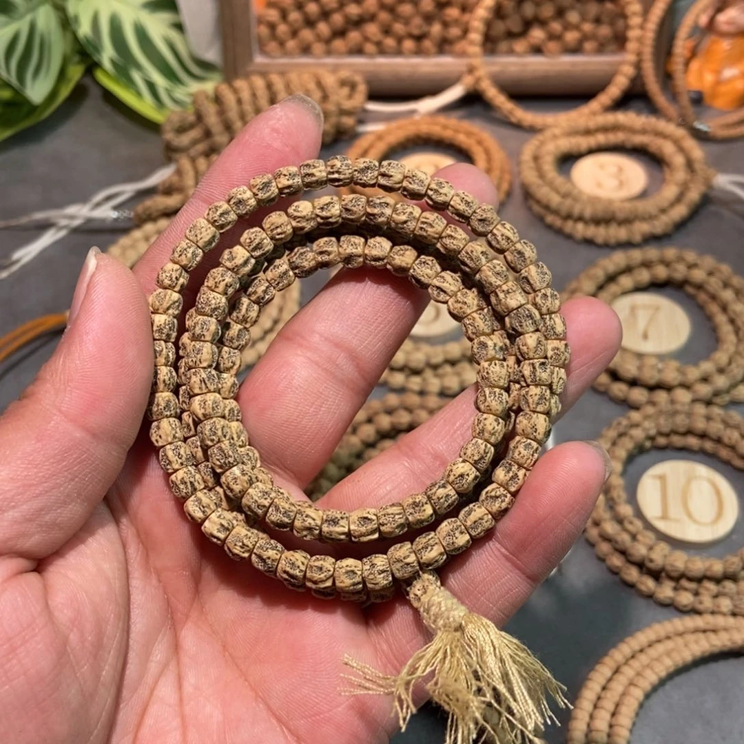 柏香籽/百香籽吊坠?****蔓