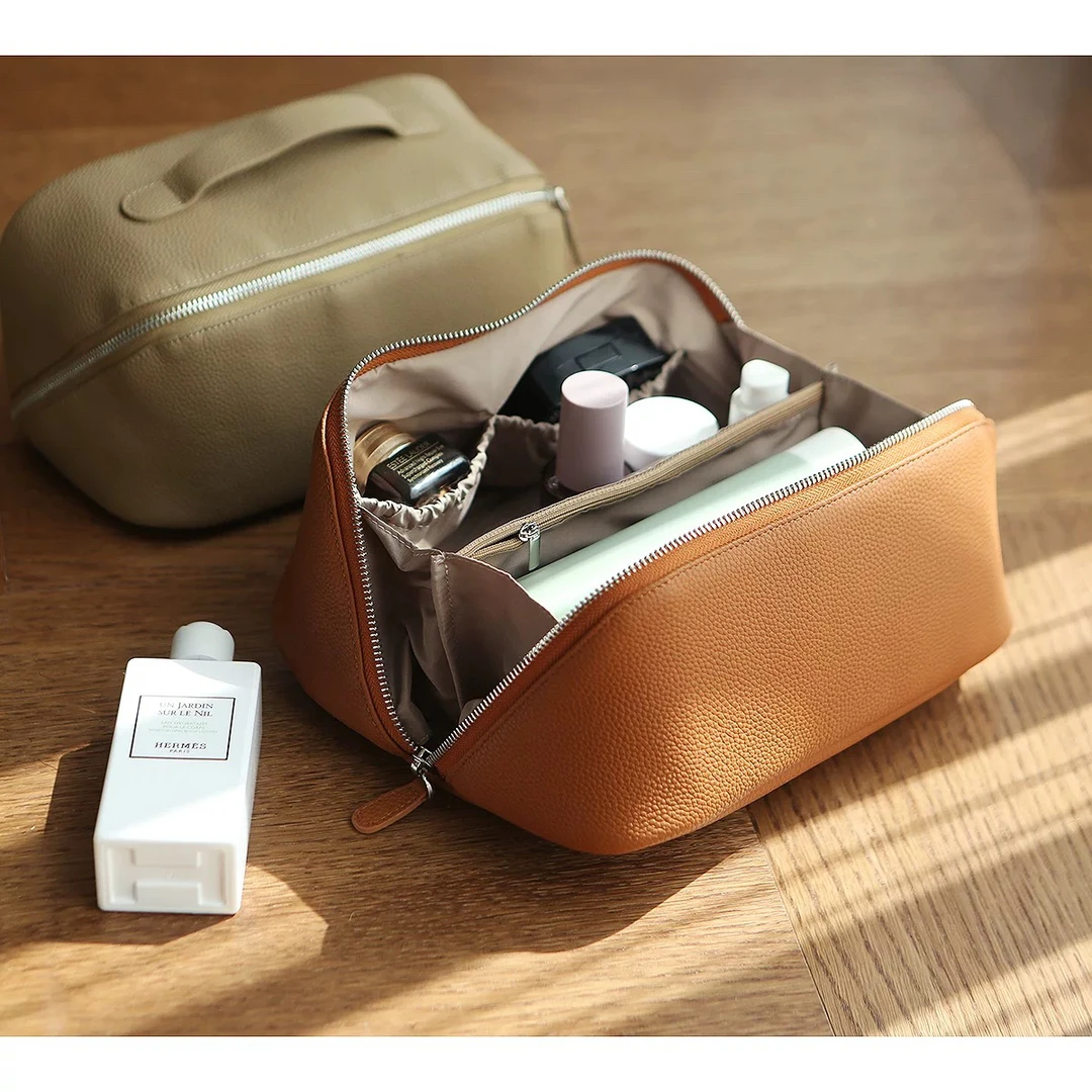 【万达撤柜】高端大牌真皮化妆包女头层牛皮洗嗽包2025新款冬高档