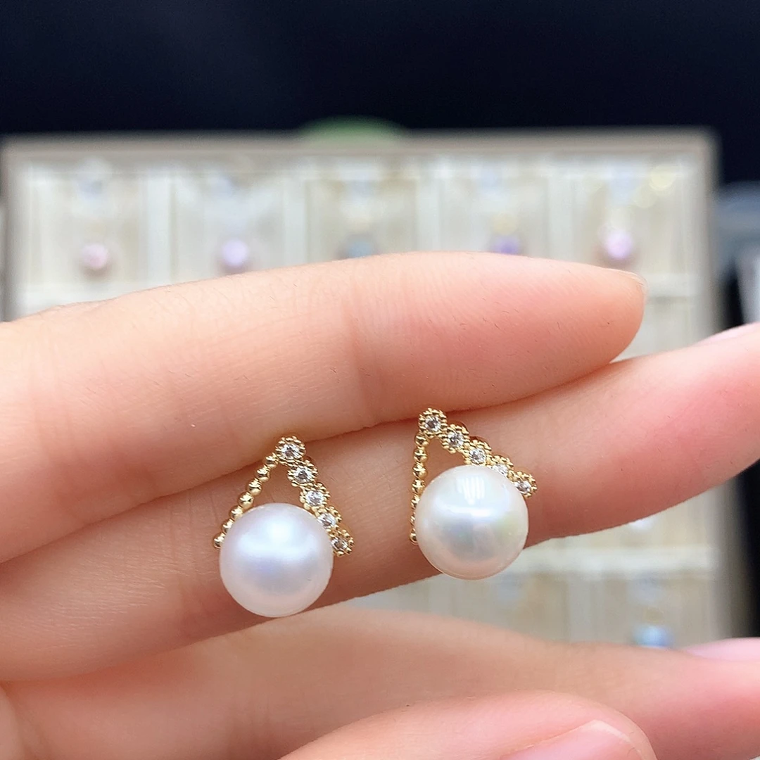 淡水珍珠合金颈饰