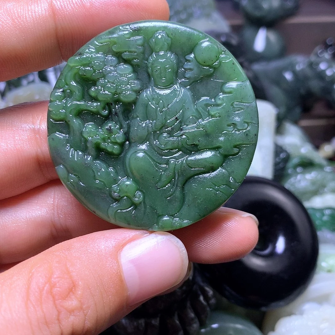 颈饰未镶嵌和田玉