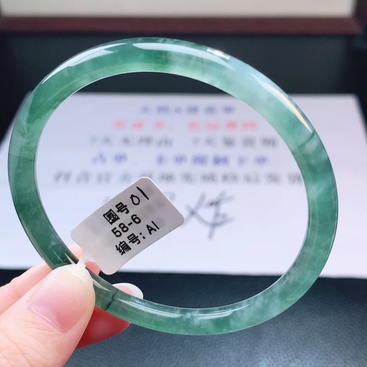 翡翠未镶嵌手镯翡翠手镯14