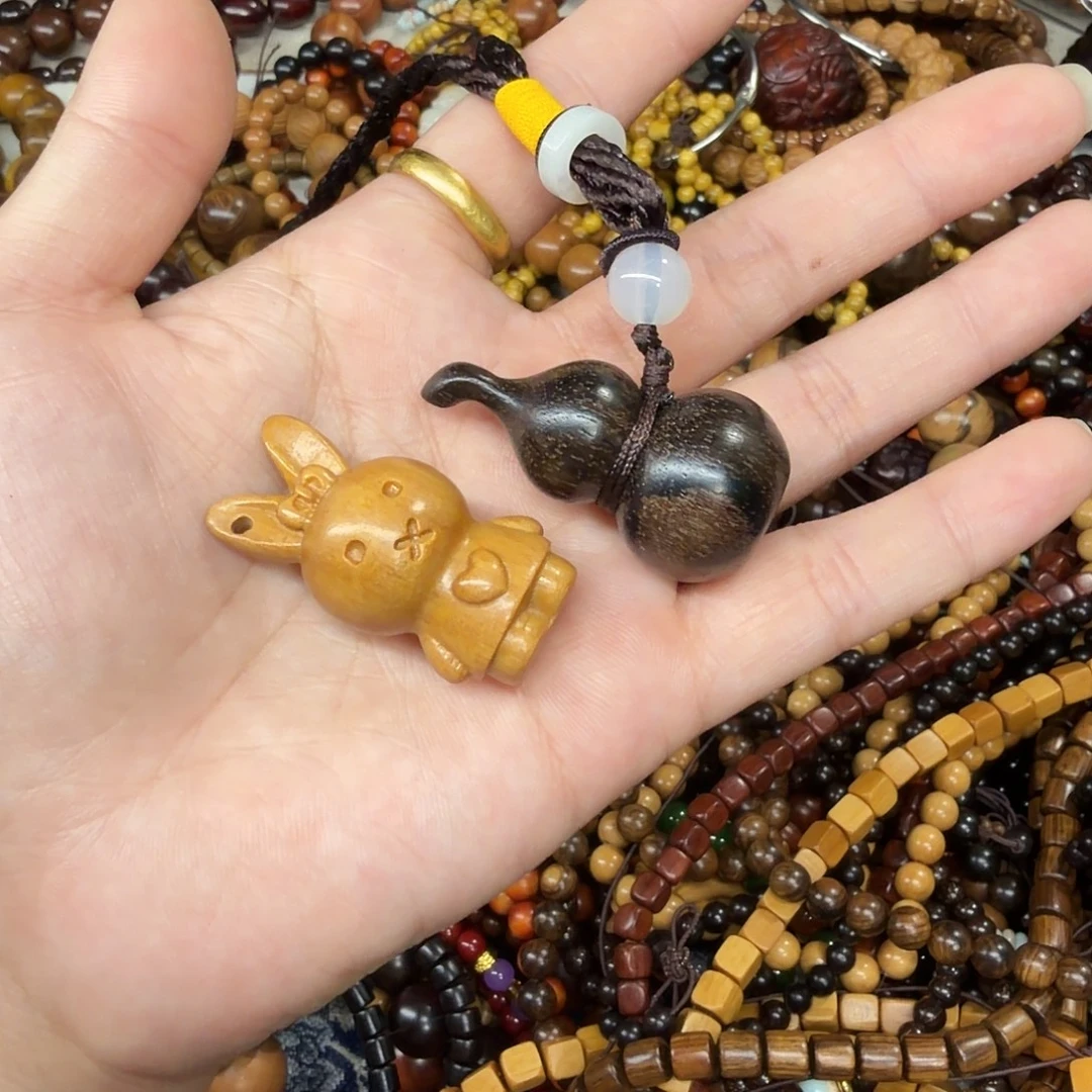 维腊木（绿檀）无事牌