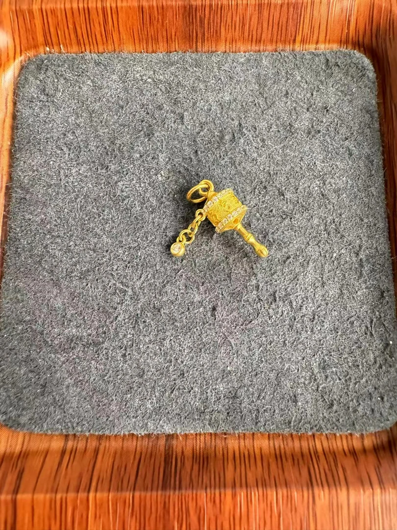 足金999 古法工艺转经筒吊坠