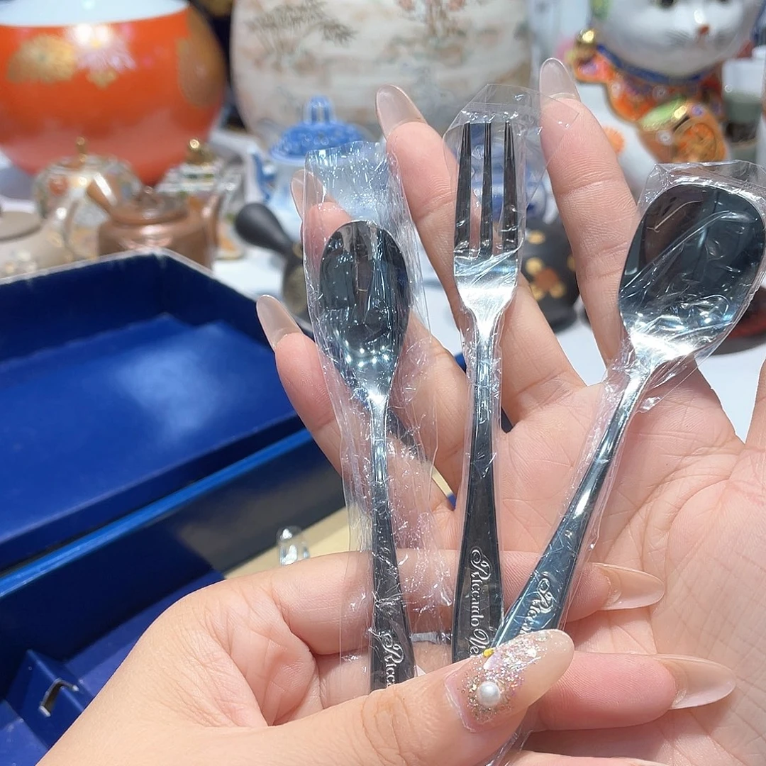 瓷片哦哦哦哦哦粉嫩嫩