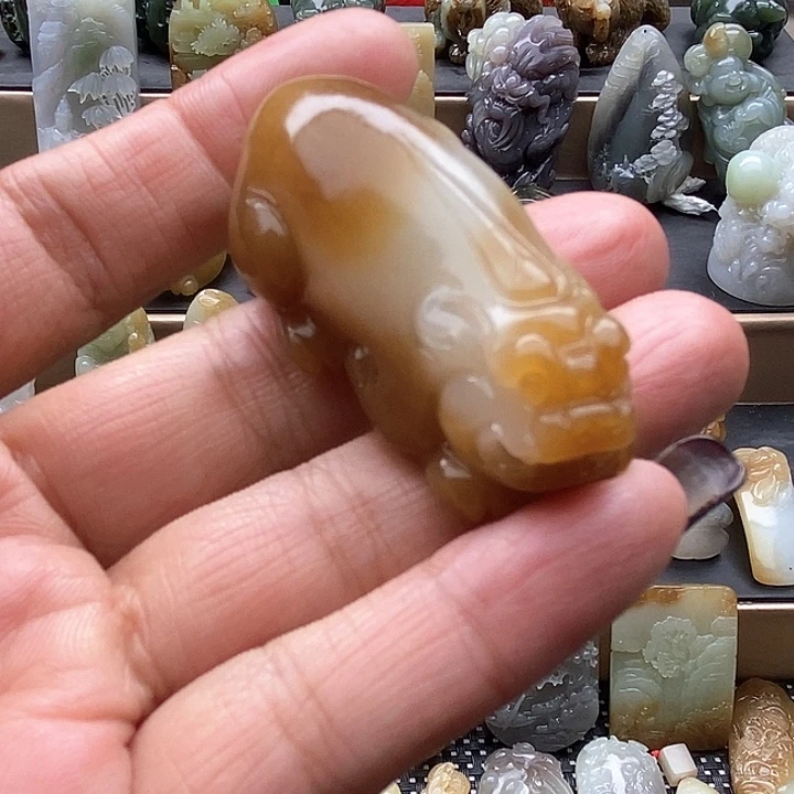 颈饰未镶嵌和田玉（糖玉）1*