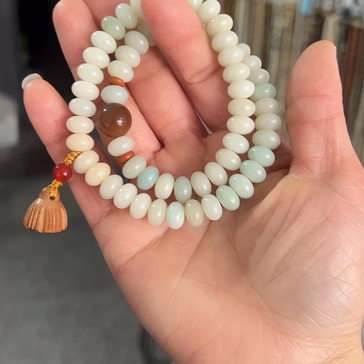 白玉菩提吊坠6×90