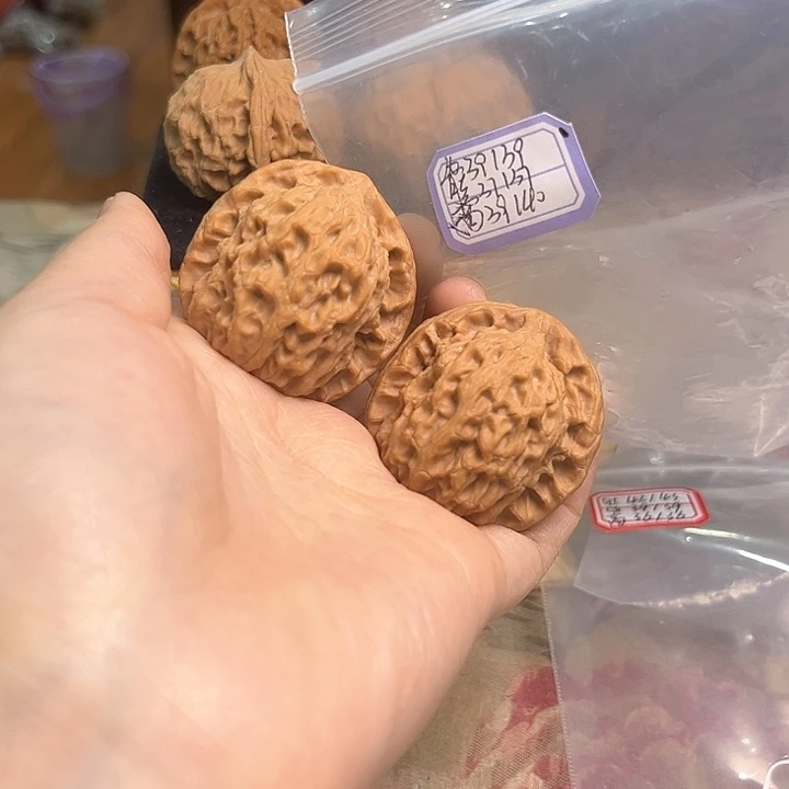 文玩核桃把件非嫁接北京有修