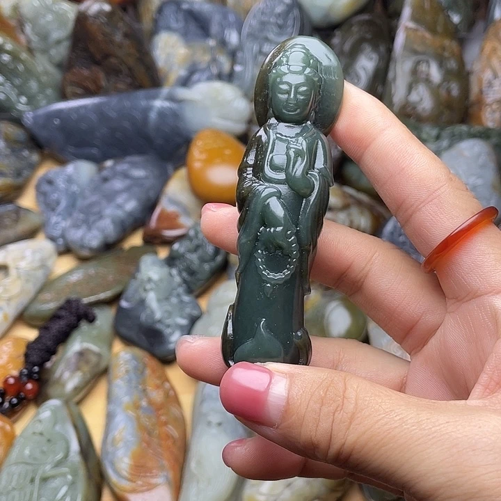 未镶嵌和田玉挂件