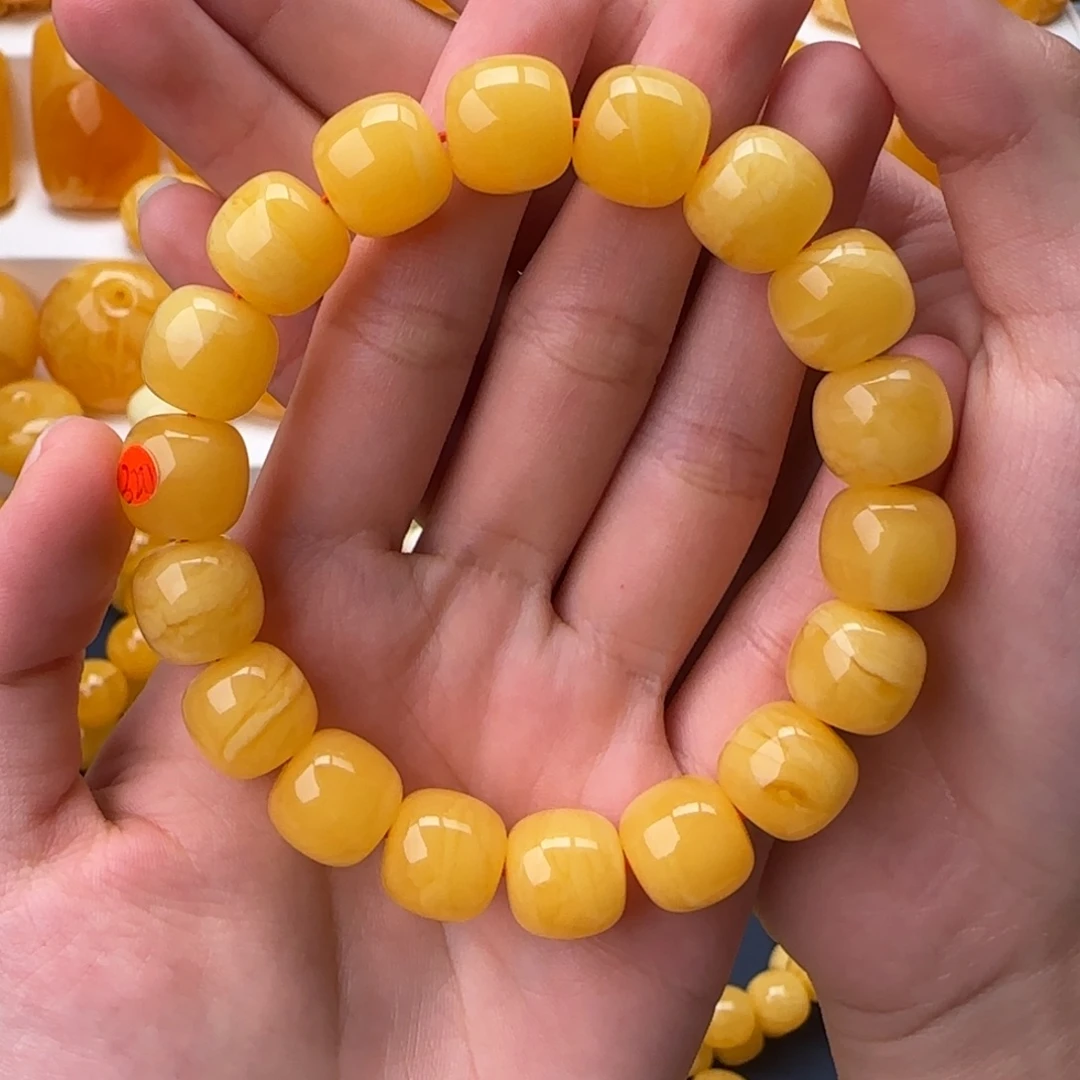 琥珀未镶嵌颈饰同料老型