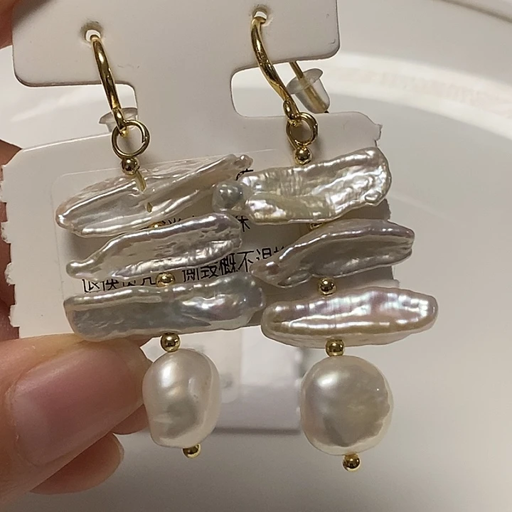 银S925镶嵌淡水珍珠耳饰琵琶耳钩