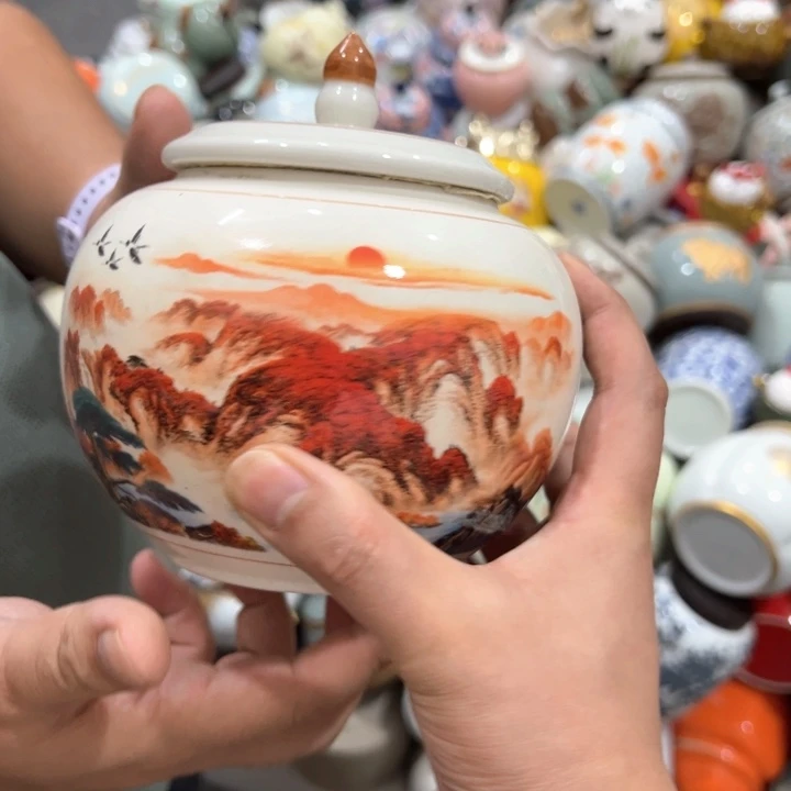 瑕疵福利品陶瓷茶叶罐介意勿拍