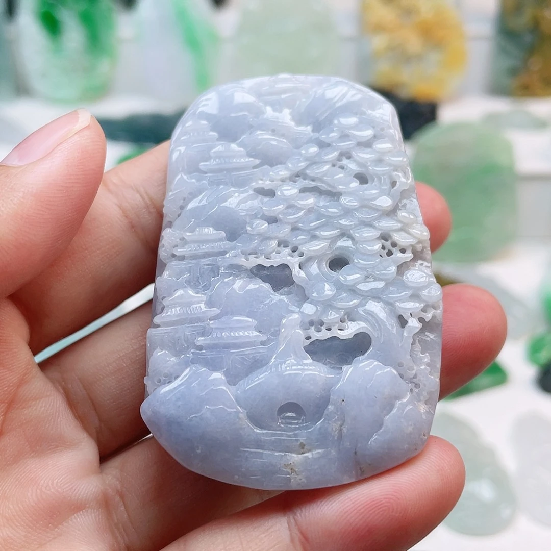 翡翠颈饰未镶嵌山水