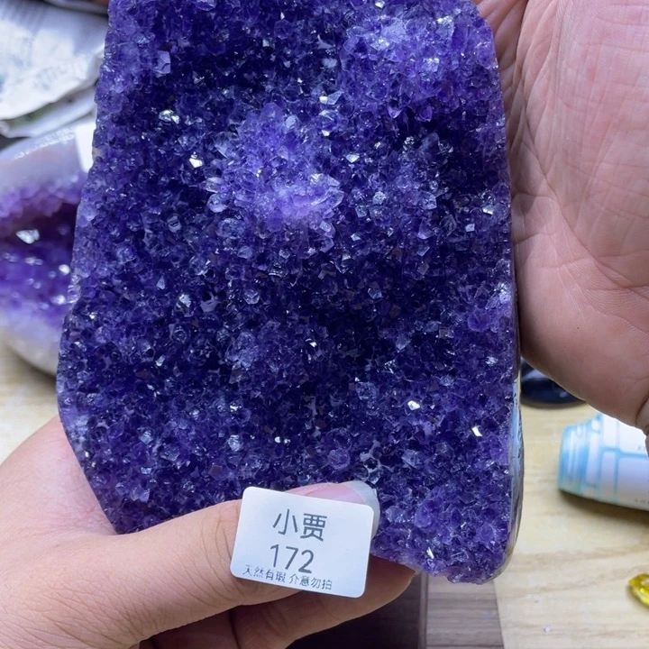 未镶嵌水晶大型摆件（非配饰）