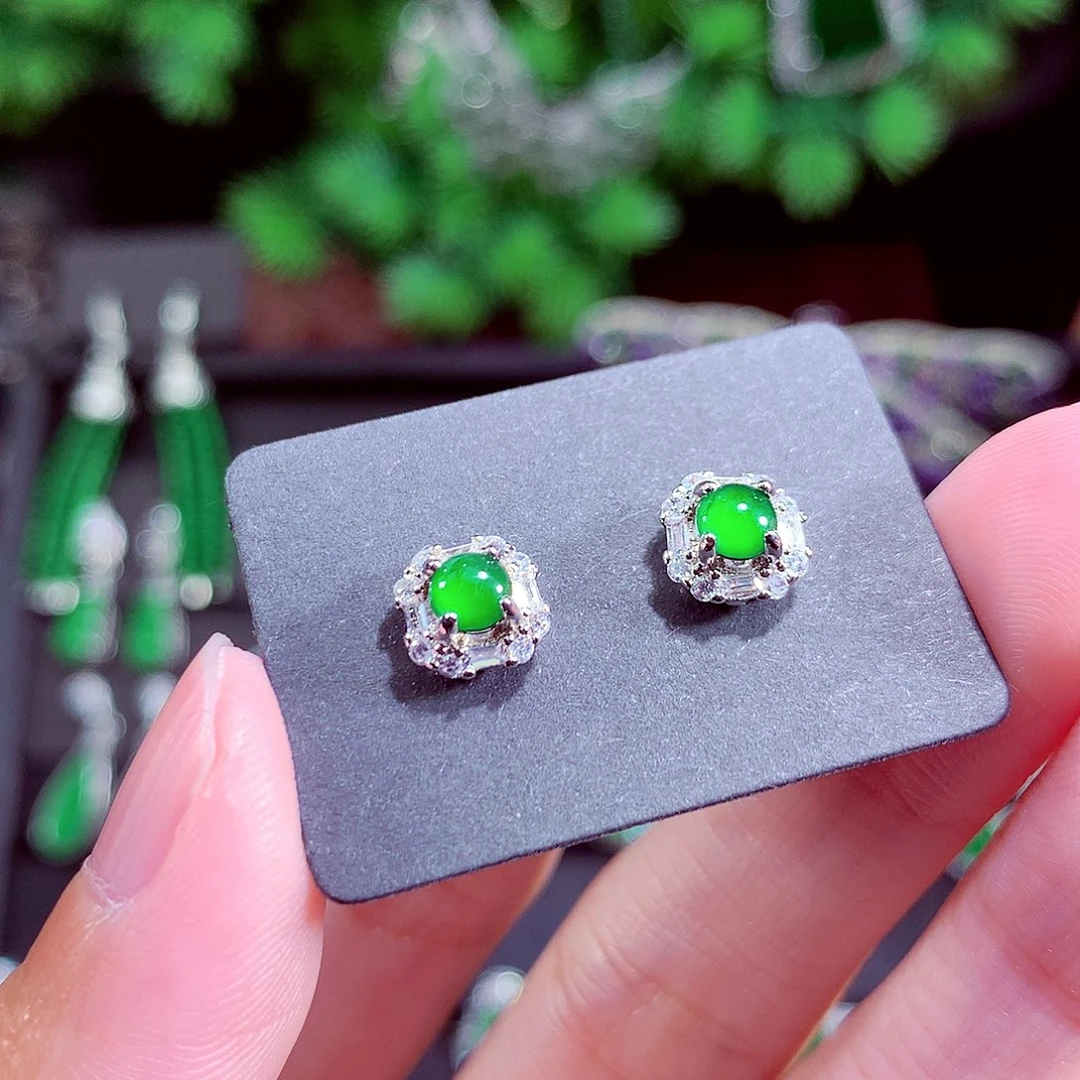 颈饰未镶嵌翡翠天然