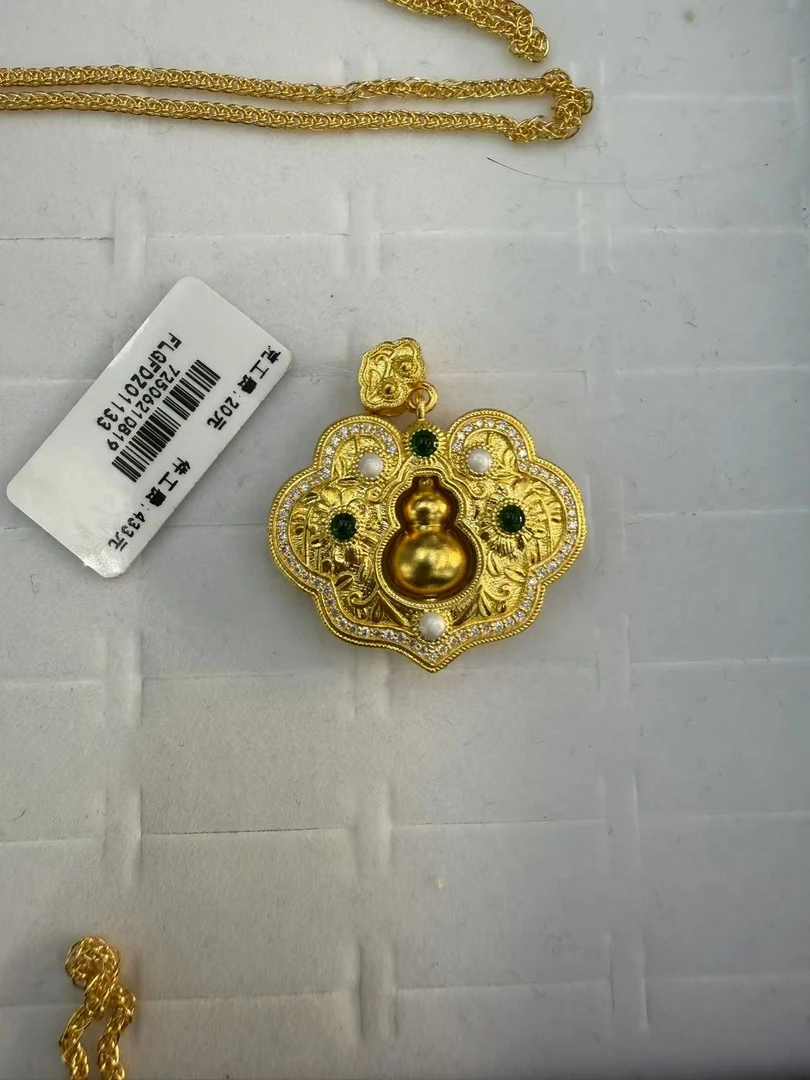 足金999 镶嵌点钻葫芦锁包吊坠