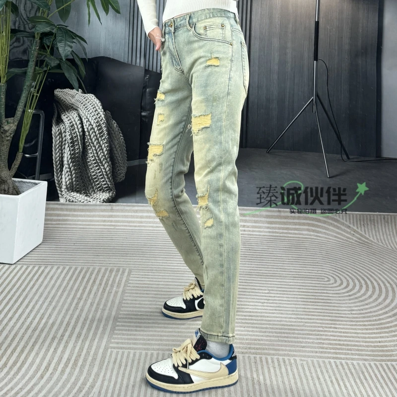 2025夏季薄款水洗弹力男牛仔裤子时尚修身男士复古金个性破洞长裤