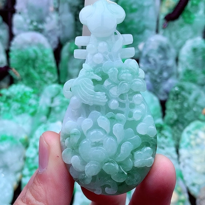 翡翠吊坠(不含链)未镶嵌