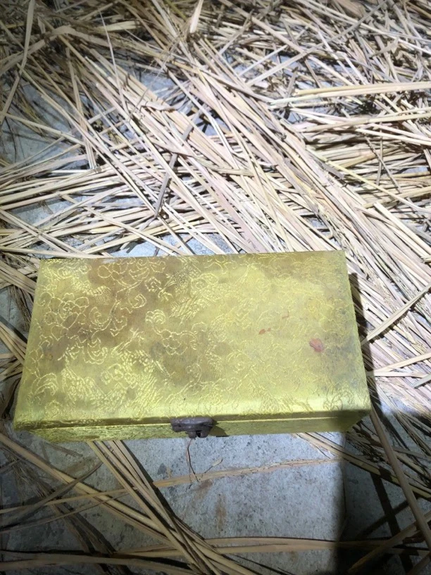 精选家居摆件 精选家居摆件 仿古家居摆件红