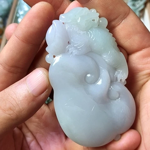 颈饰未镶嵌翡翠福豆豆珠宝翡翠颈饰