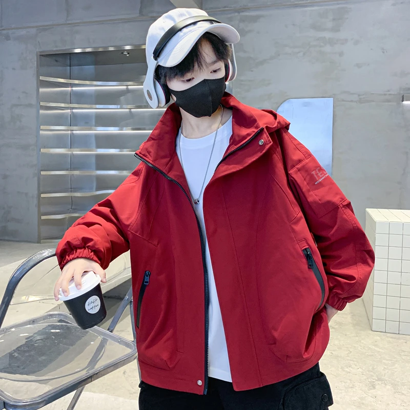 男童外套春秋2025新款防风儿童连帽冲锋衣中大童洋气男孩秋装上衣