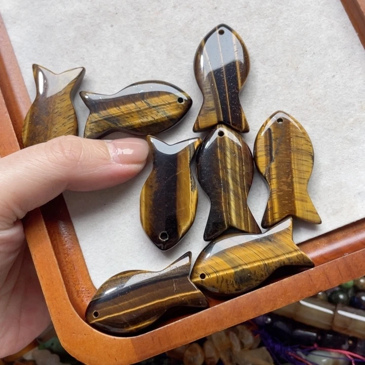 玛瑙/玉髓合金珠宝半成品一个虎眼鱼吊坠