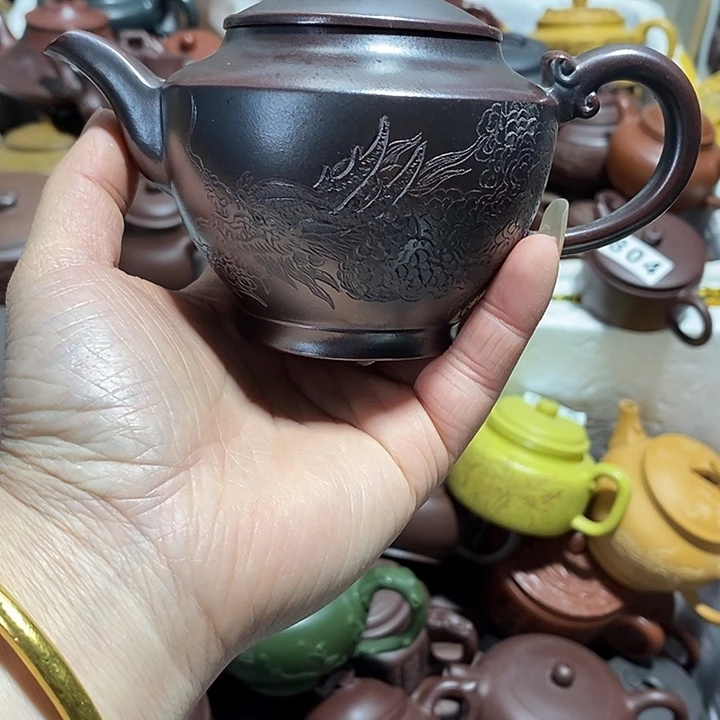 紫砂茶壶微瑕微笑