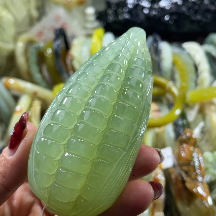 岫玉未镶嵌手把苞米