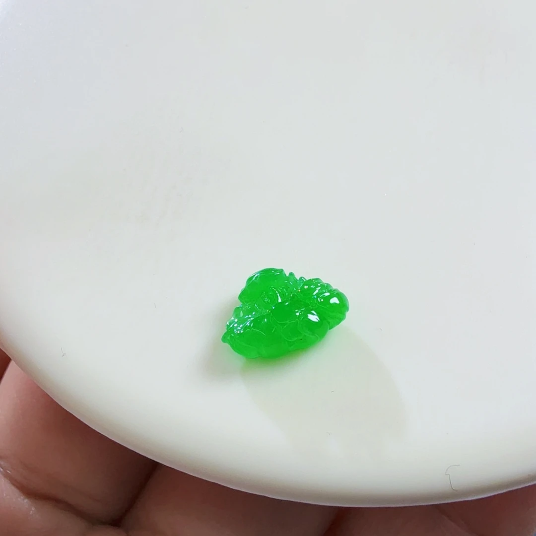 翡翠未镶嵌颈饰花开富贵