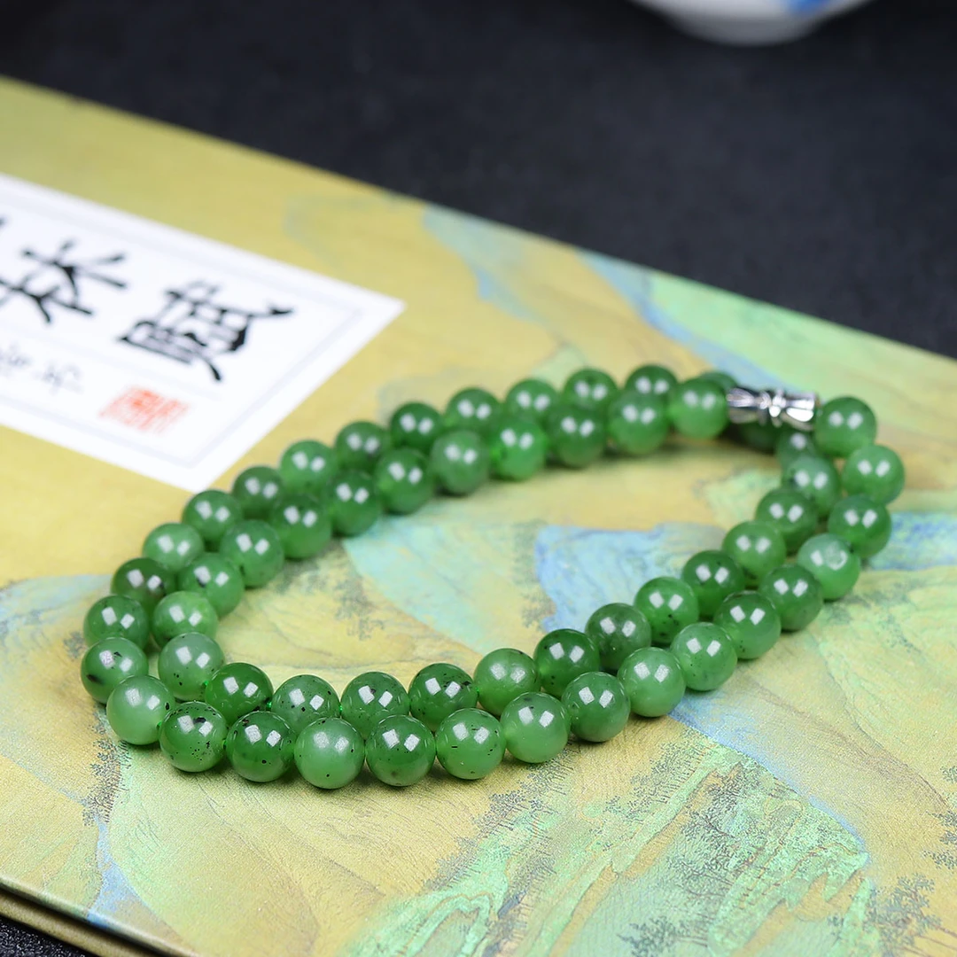 1021170和田玉碧玉圆珠项链