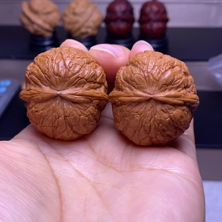 把件文玩核桃金蟒蛇皮球70