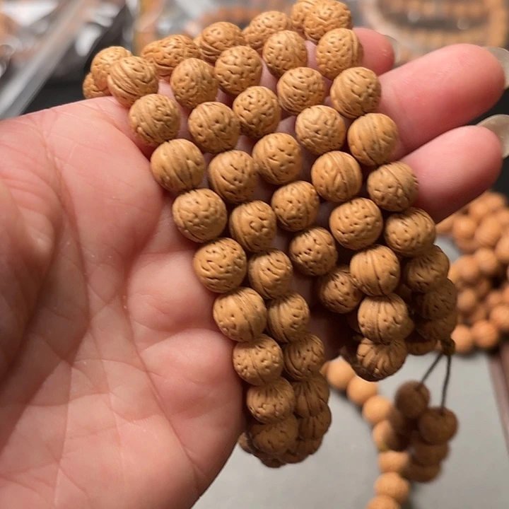 手串文玩核桃野生小桃核脖挂，