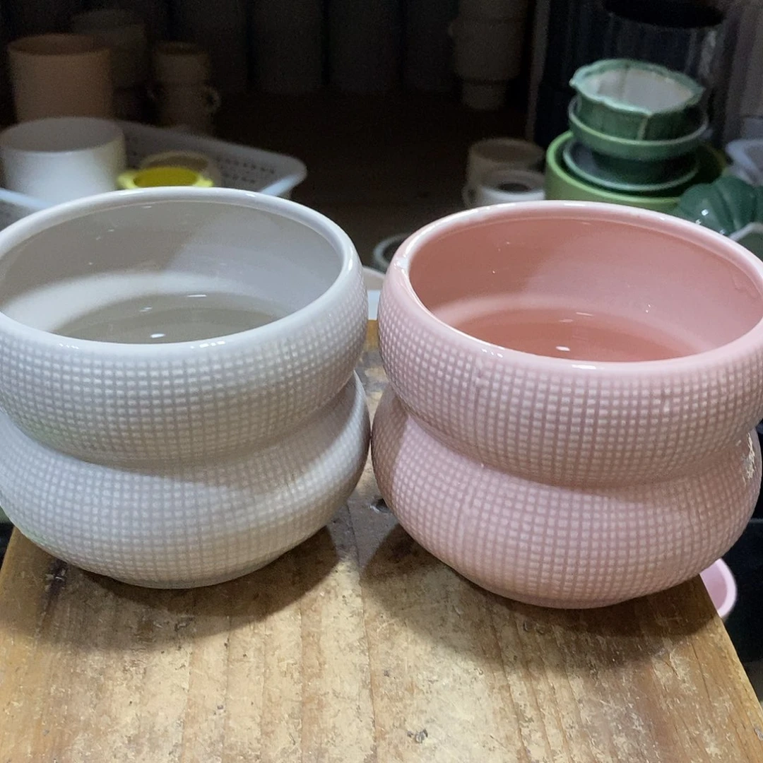 摆件陶陶盆有孔 瑕疵介意勿拍