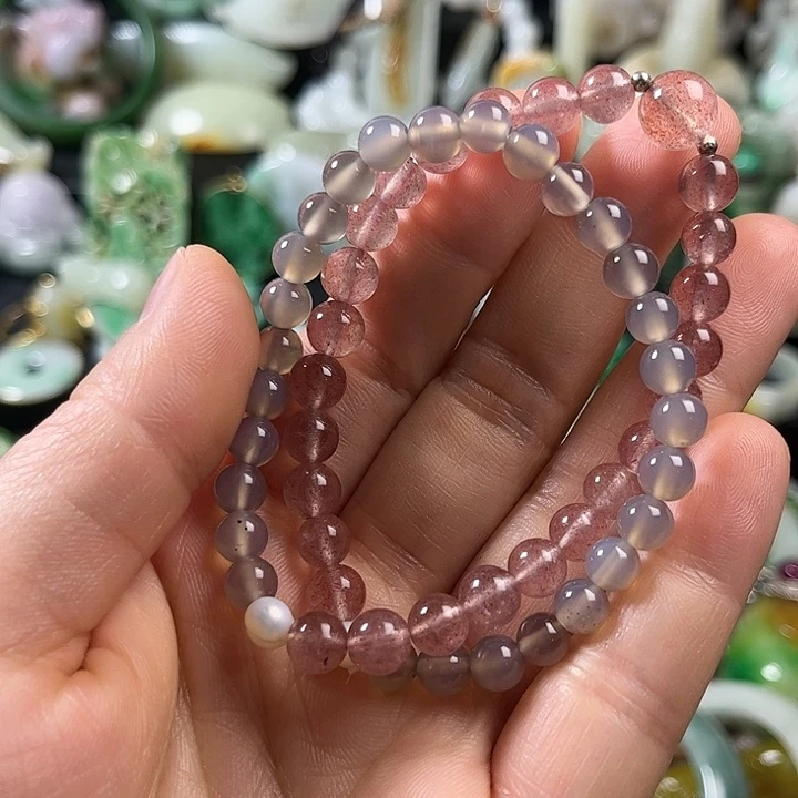 翡翠未镶嵌颈饰翡翠未镶嵌颈饰