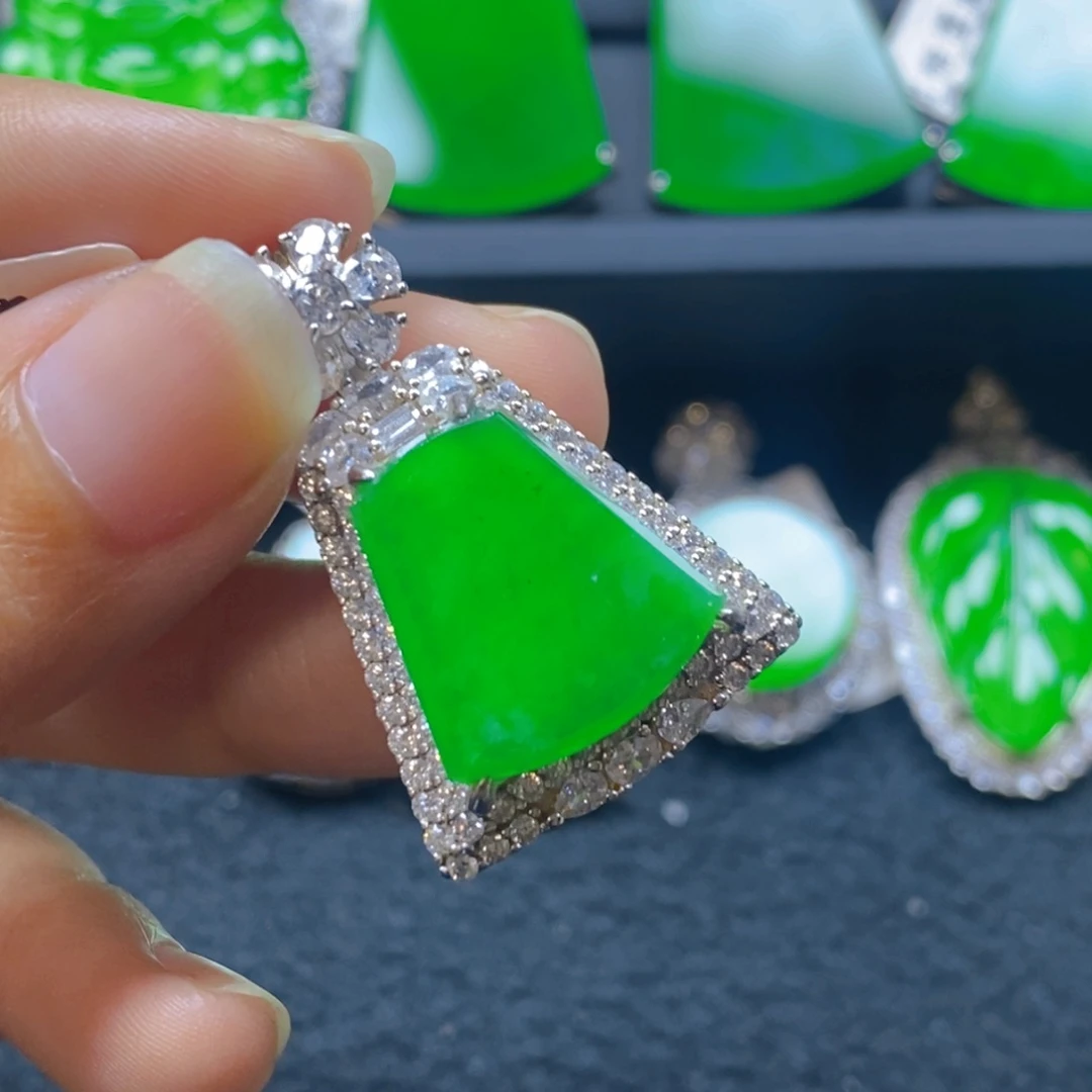 翡翠银S925镶嵌颈饰