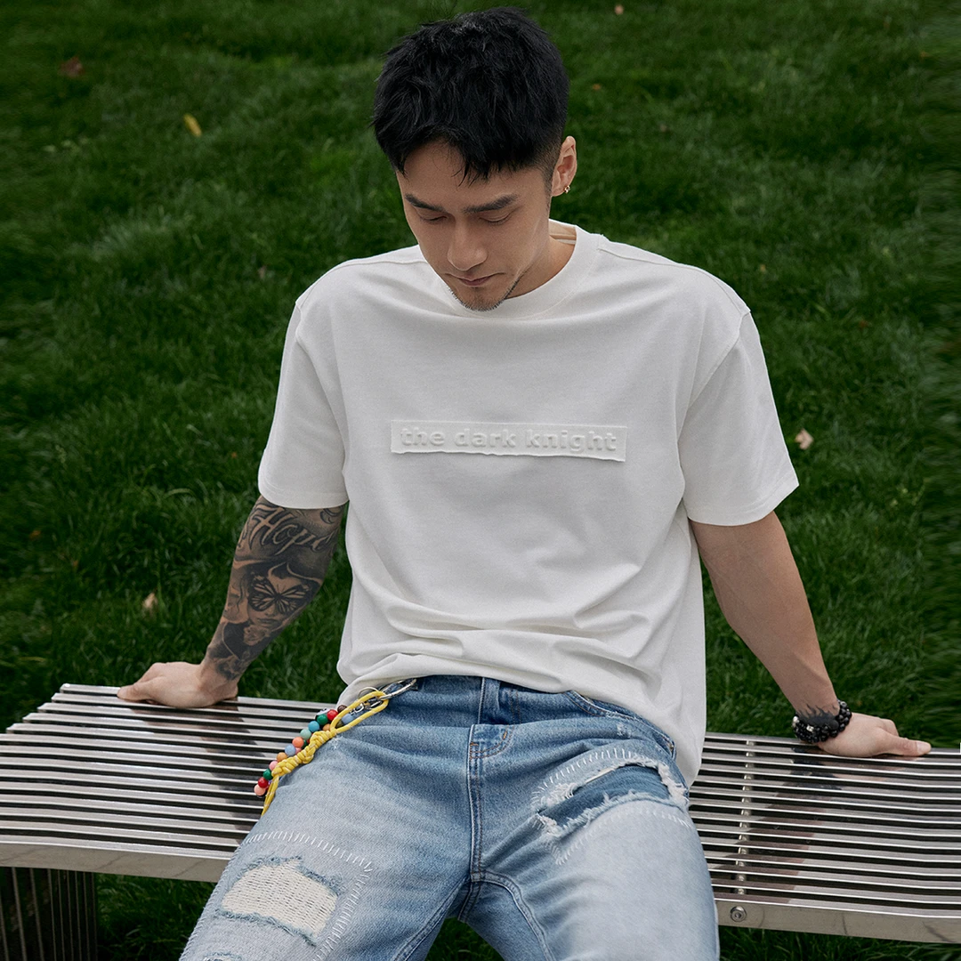 DRK立体压花圆领T恤新款基础宽松简约半袖棉休闲时尚百搭透气夏日