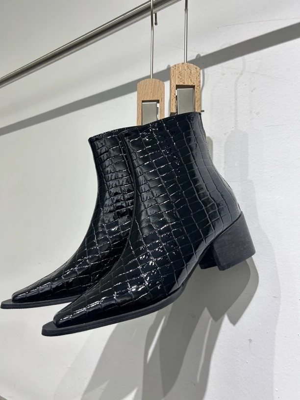 英伦风复古短靴方头骑士靴女