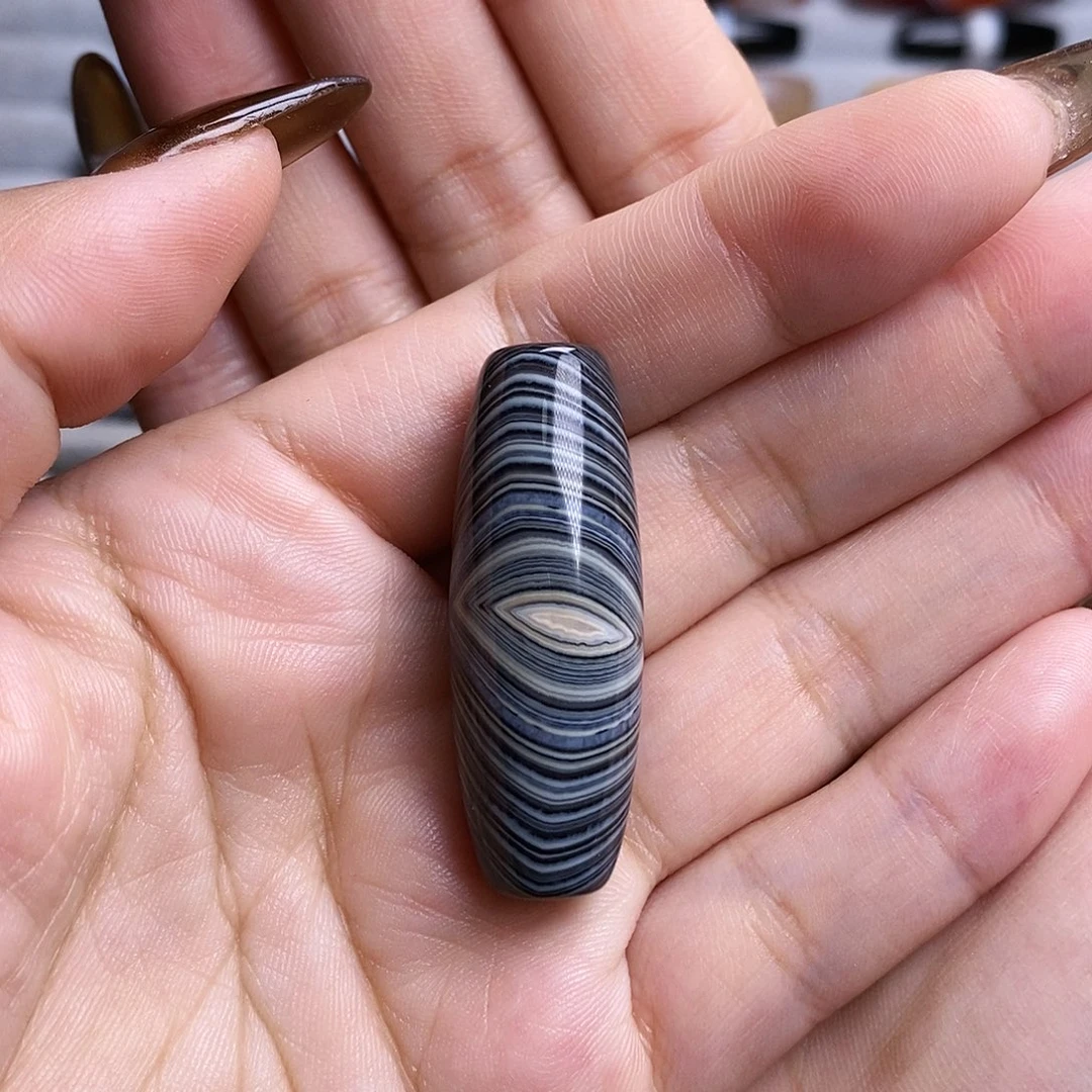 未镶嵌颈饰玛瑙/玉髓,**狼