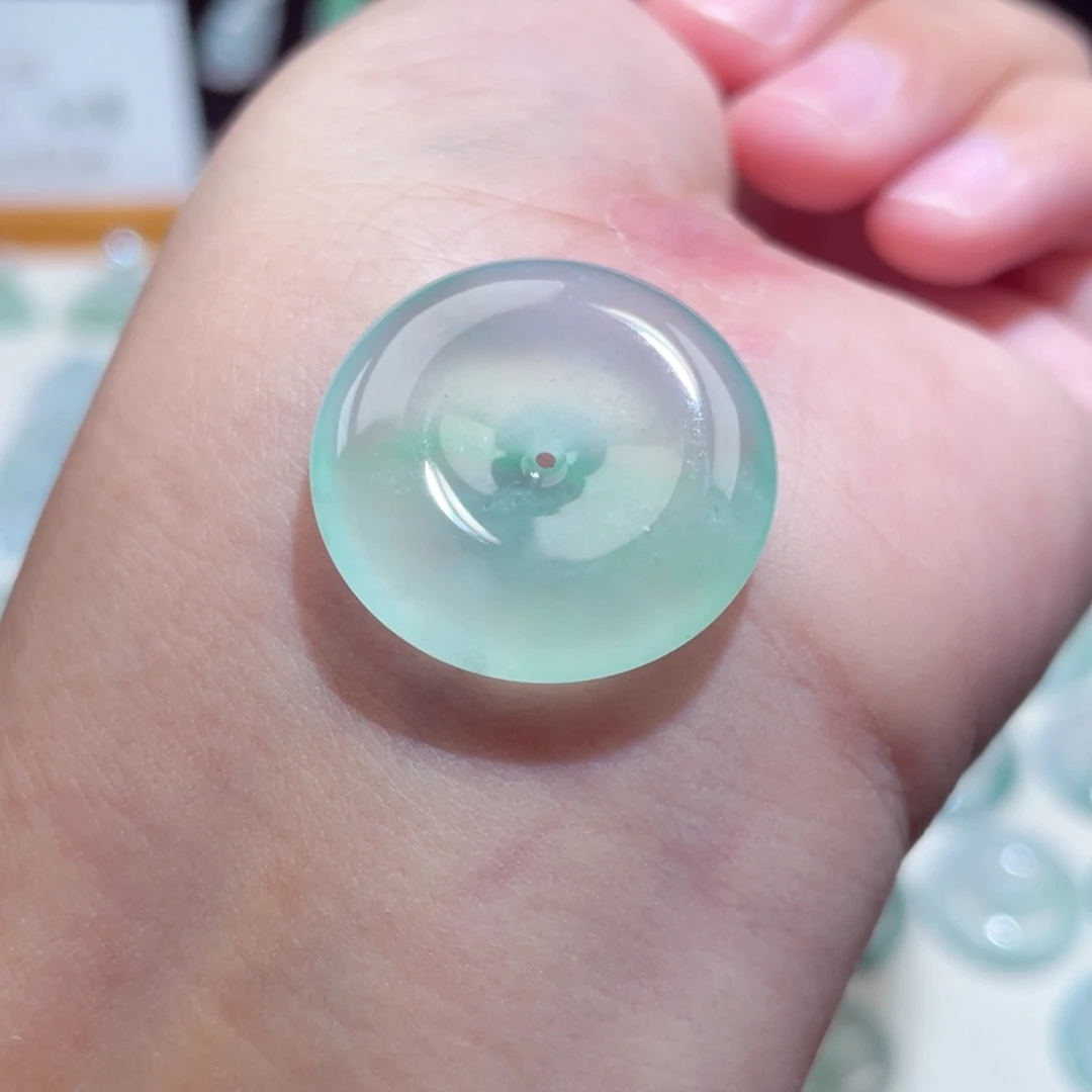 颈饰未镶嵌翡翠扣子