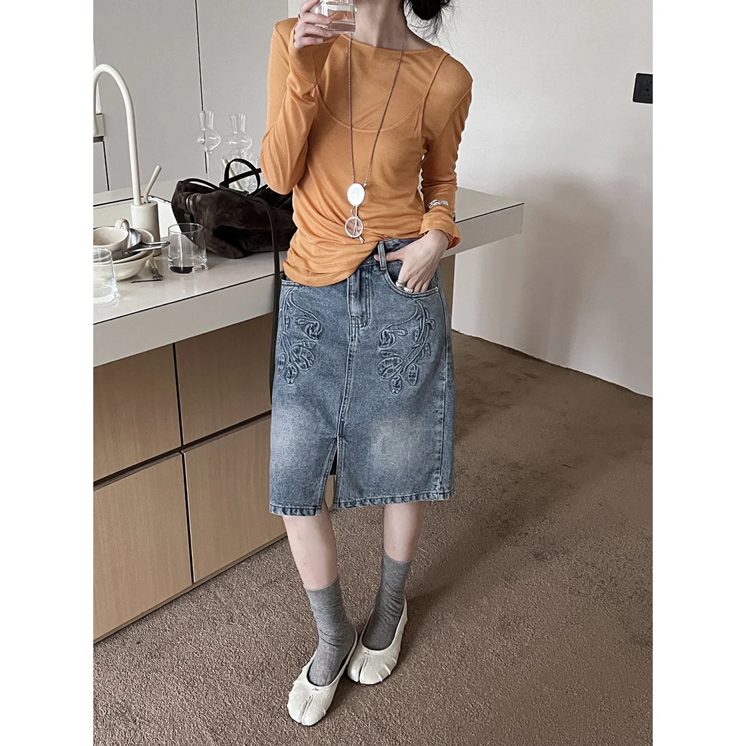 秋上新法式复古压花直筒开衩水洗百搭牛仔半身裙女【娜家衣柜】