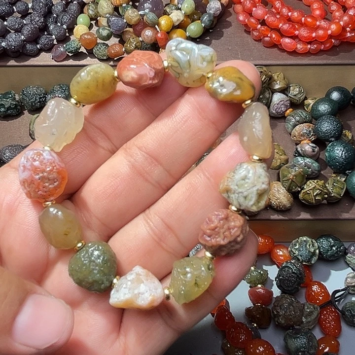 阿拉善彩玛瑙手串