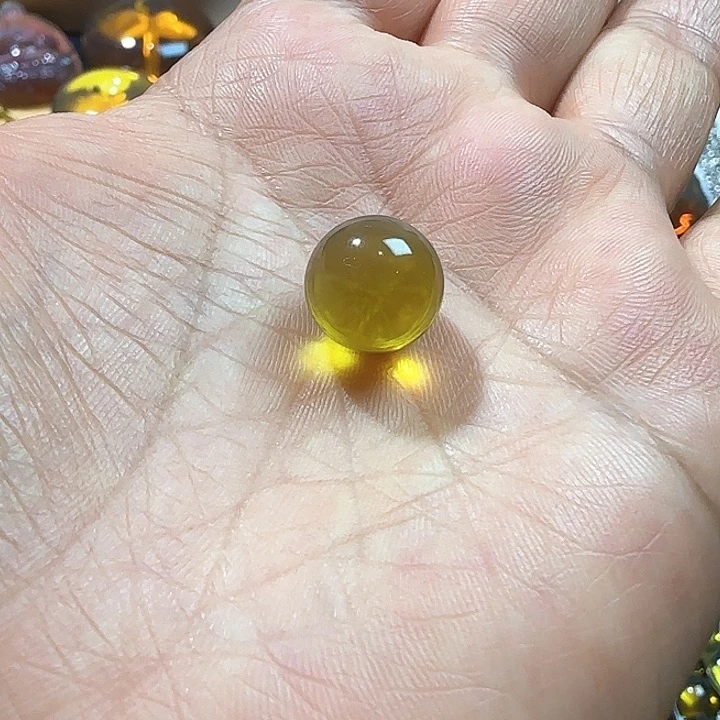 琥珀裸石未镶嵌?***?珠子