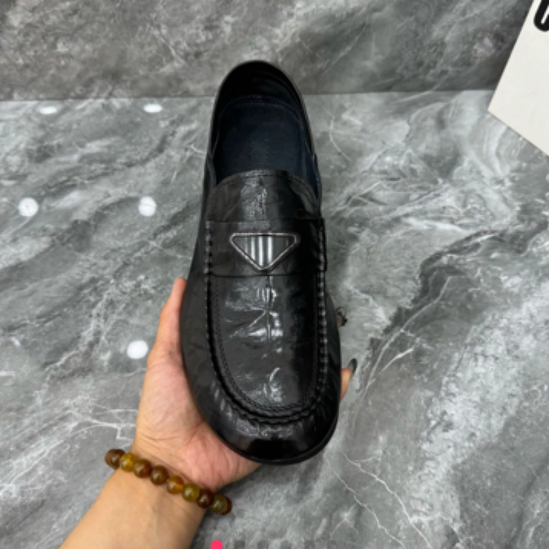 纯皮时尚休闲豆豆鞋男鞋男款