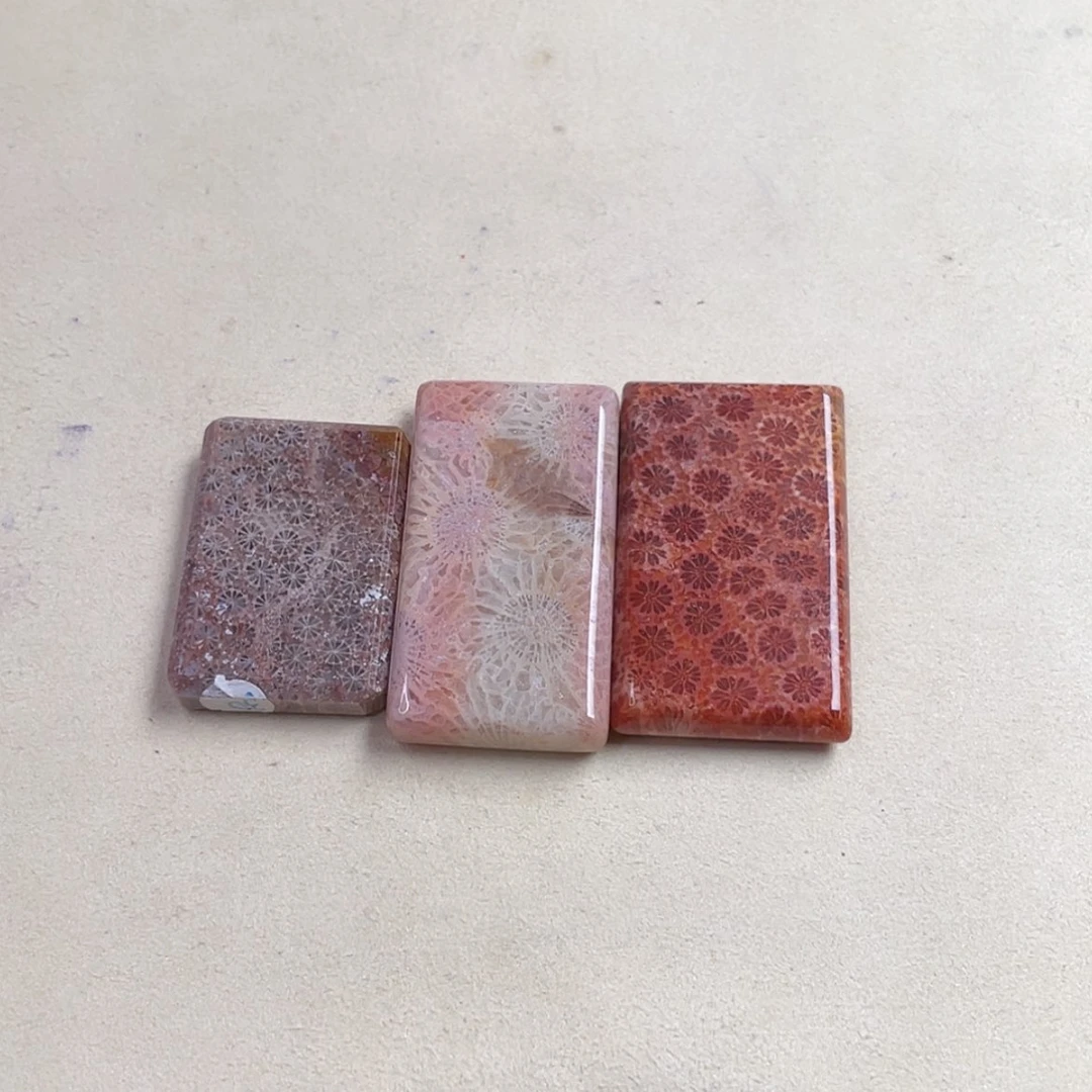 【闪购商品】未镶嵌吊坠(赠链)硅化玉无****肉