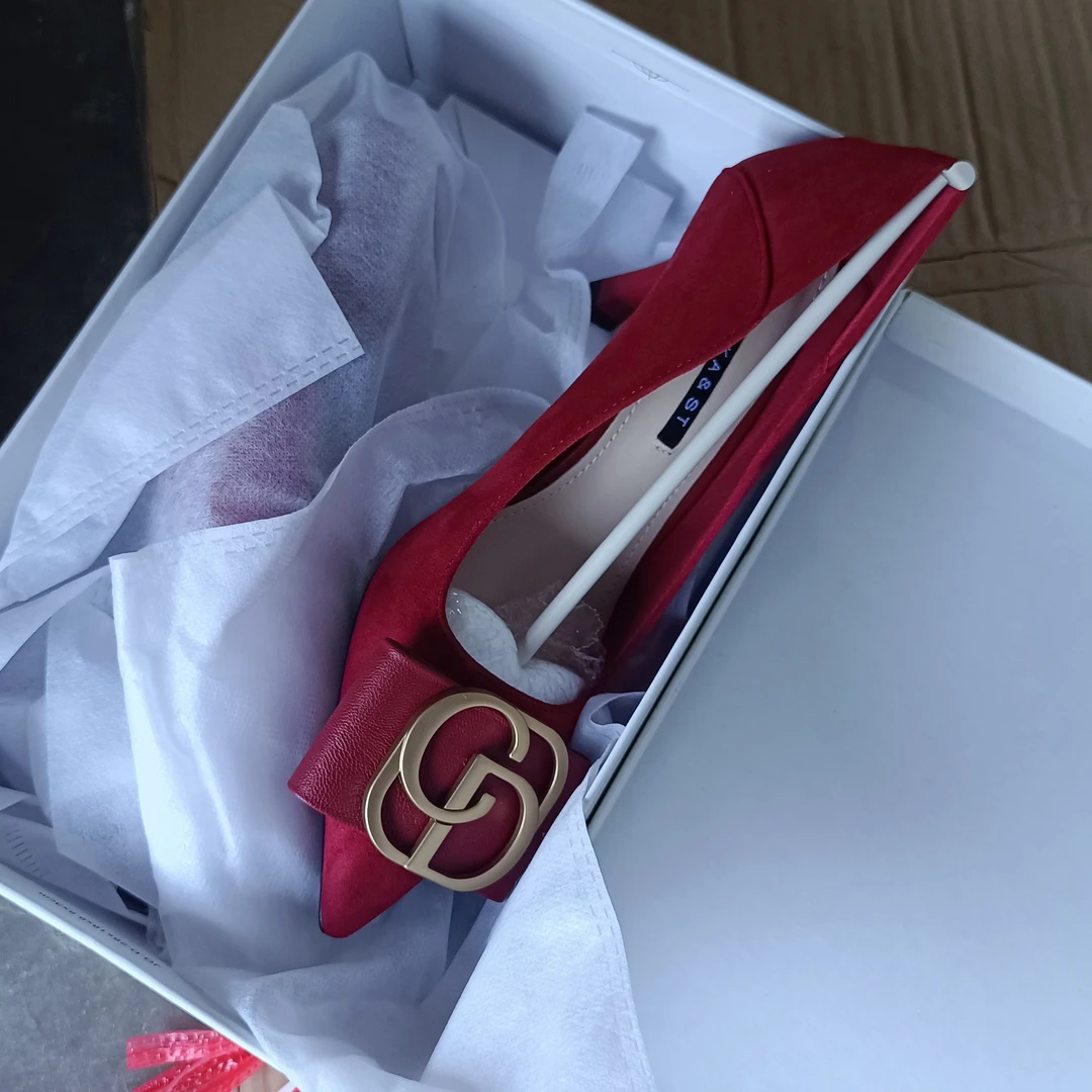 11-5洋气春季尖头单鞋高跟鞋细跟时尚假日风