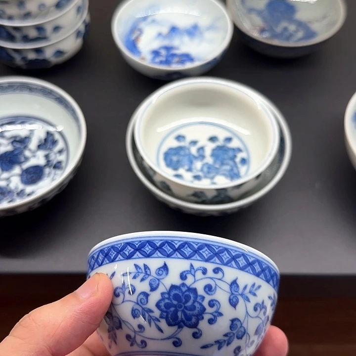 手工制作青花瓷器